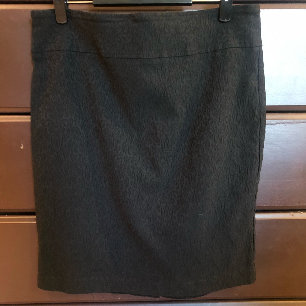 Soho Pencil Skirt